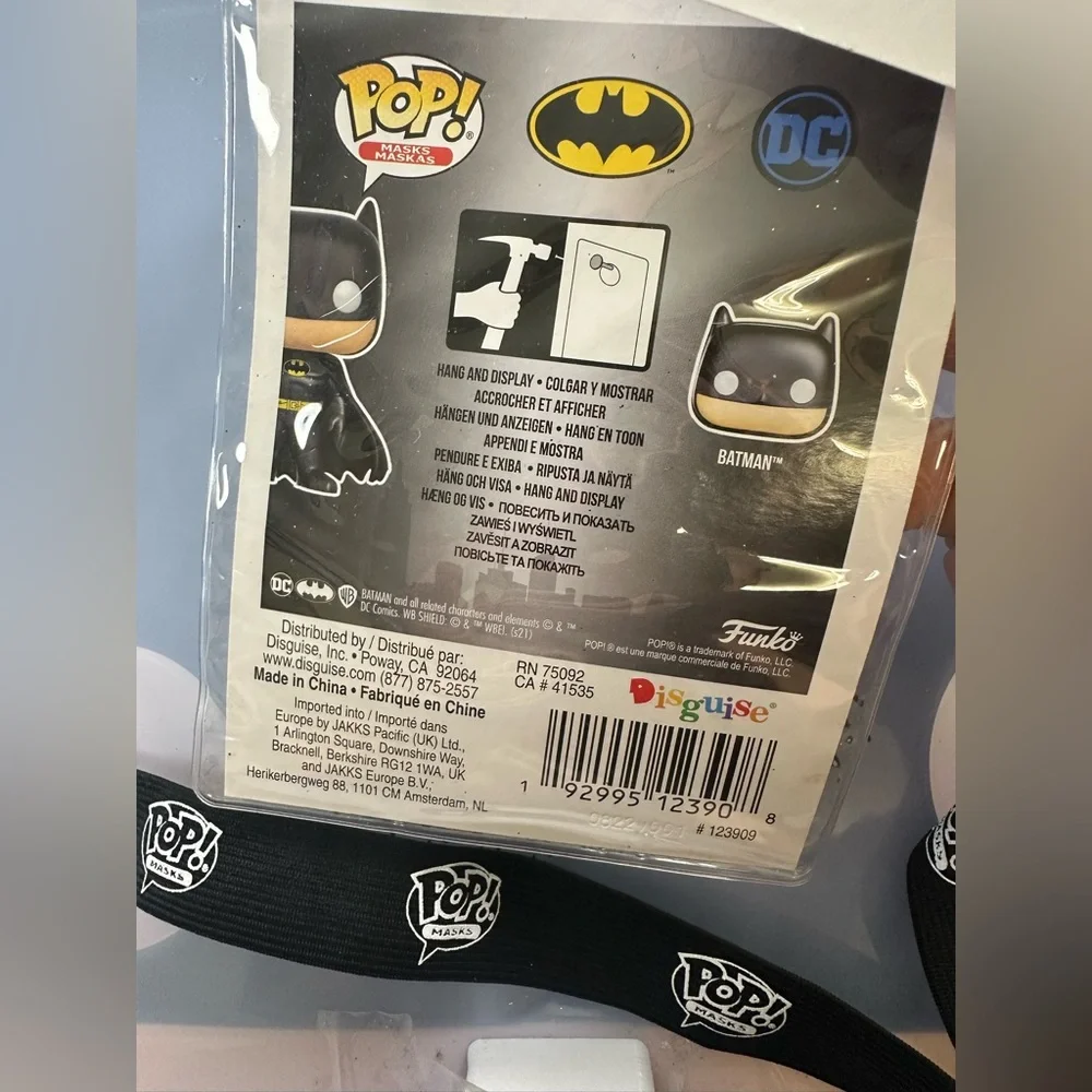Funko Pop! Batman Jumbo Face Mask